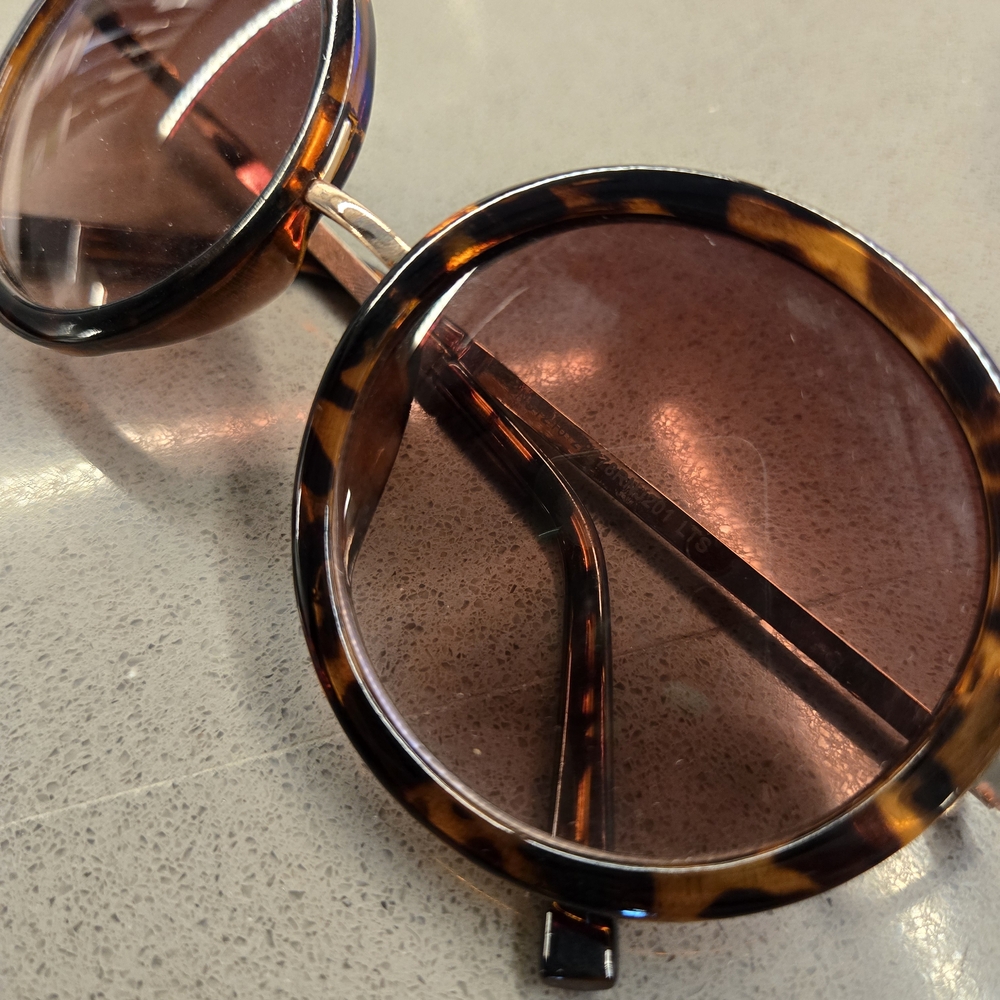 Tortoise Shell Round Sunglasses - Picture 2 of 7